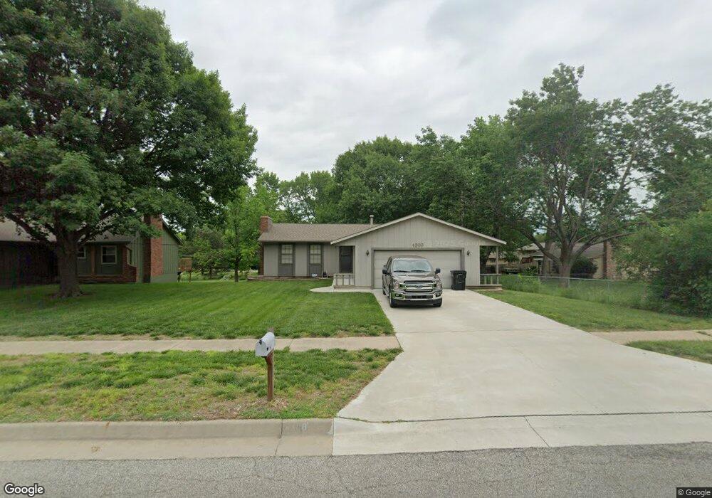 4300 SW 35th Terrace, Topeka, KS 66614 - photo 1