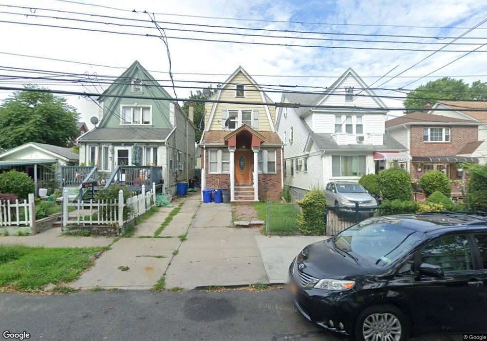 10048 204th St, Hollis, NY 11423 - photo 1