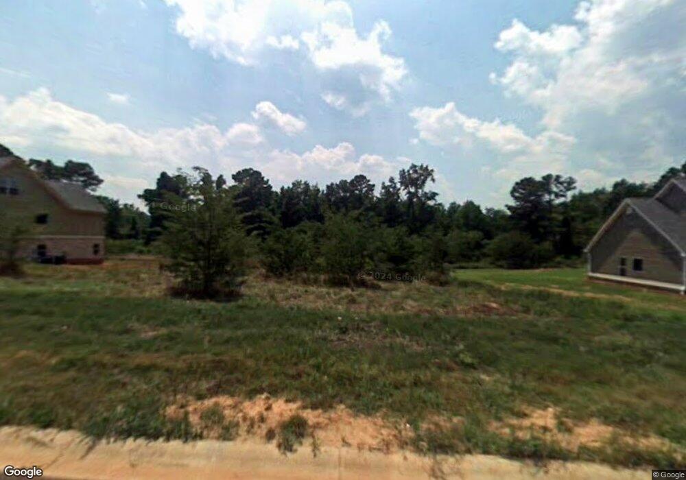 319 Katherine Dr, Jefferson, GA 30549 - photo 1