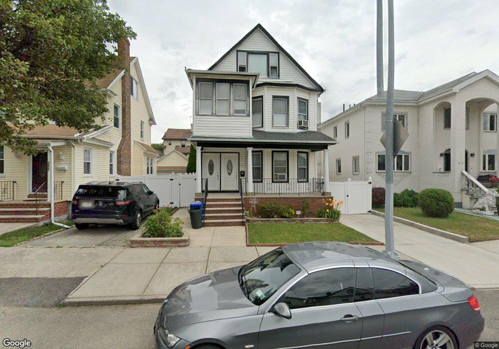 3221 152nd St, Flushing, NY 11354 - photo 1