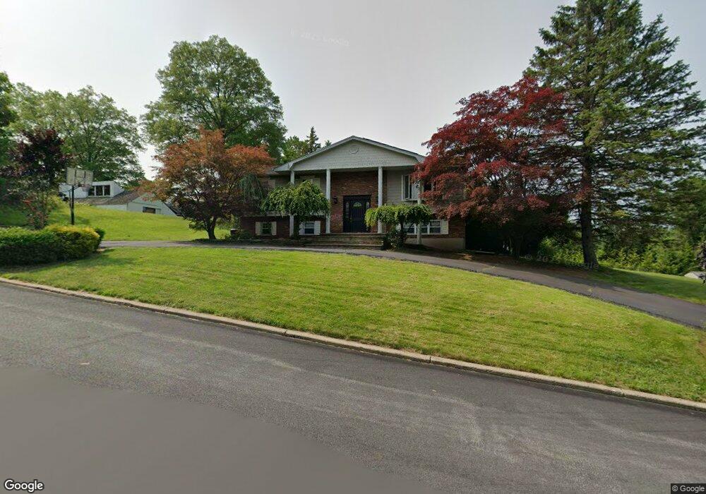 7 Pennypacker Rd, Congers, NY 10920 - photo 1