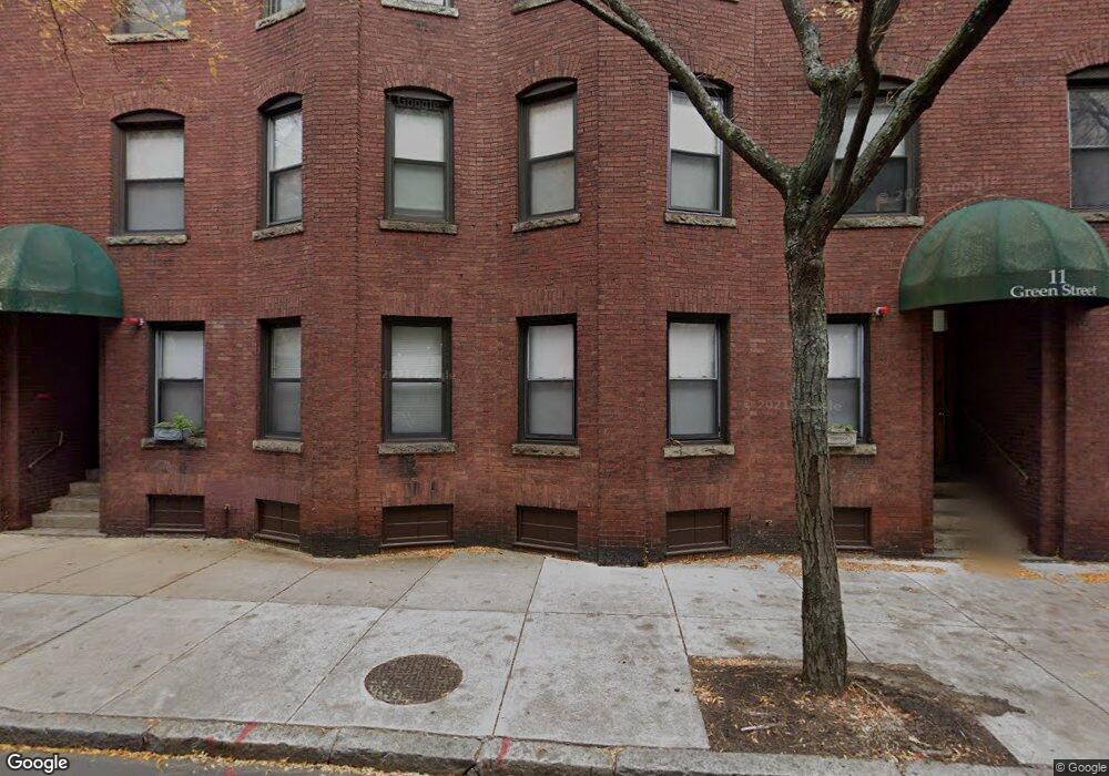 13 Green St unit 13, Cambridge, MA 02139 - photo 1