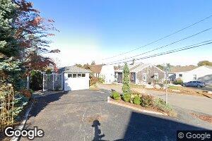 4 Cedar Ln, Gloucester, MA 01930