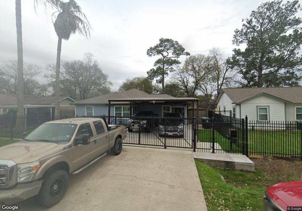 806 E Sunnyside St, Houston, TX 77076 - photo 1