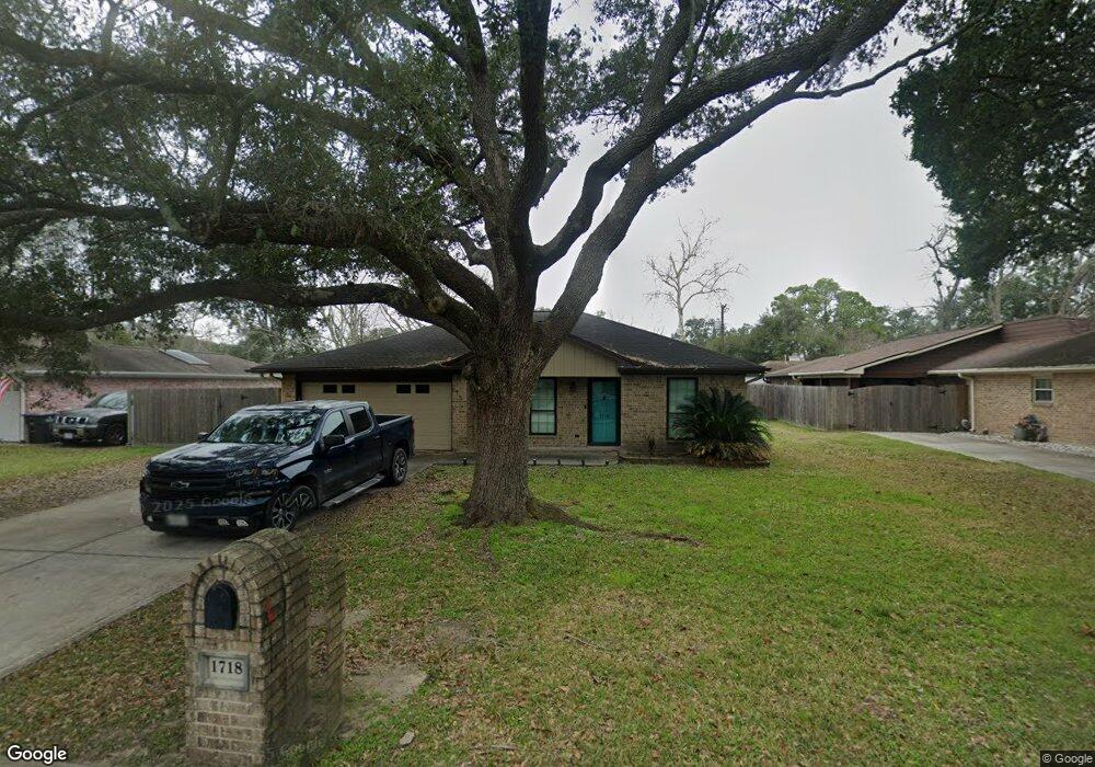 1718 Ridgewood St, Alvin, TX 77511 - photo 1
