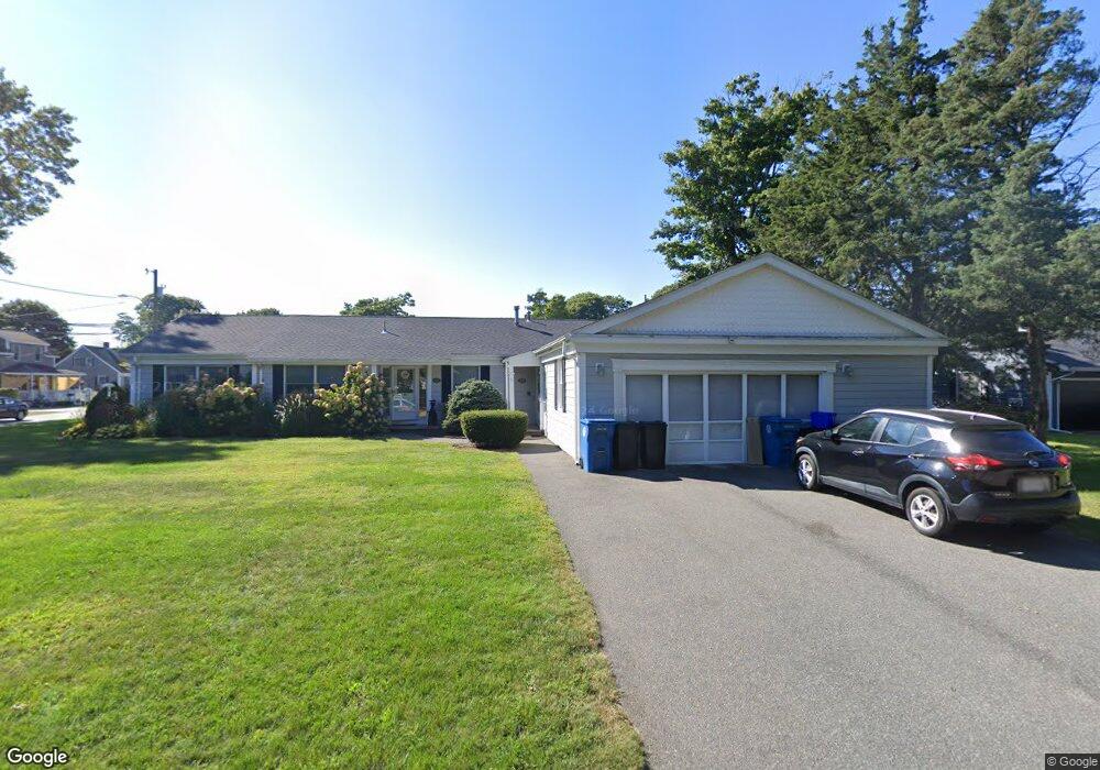 6 Meribah Ln, Falmouth, MA 02540 - photo 1