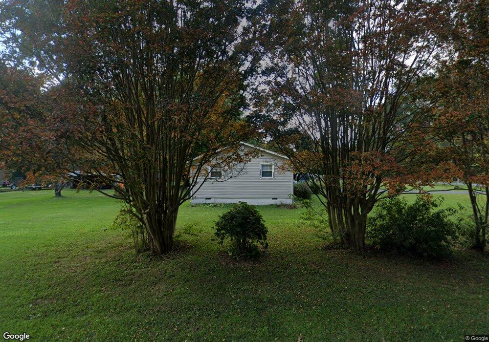 193 Cedar Ln, Colonial Beach, VA 22443 - photo 1