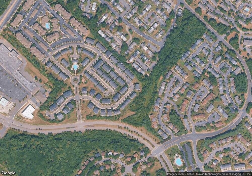 2909 Chinkapin Oak Ln unit 246, Woodbridge, VA 22191 - photo 1