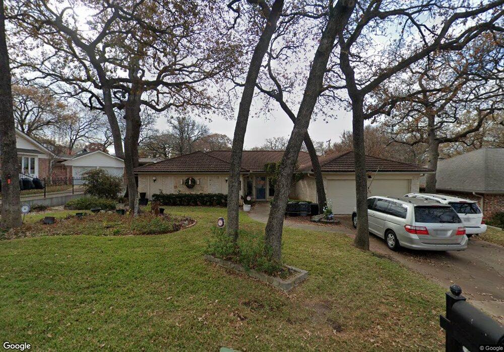 413 Cumberland Dr, Hurst, TX 76054 - photo 1
