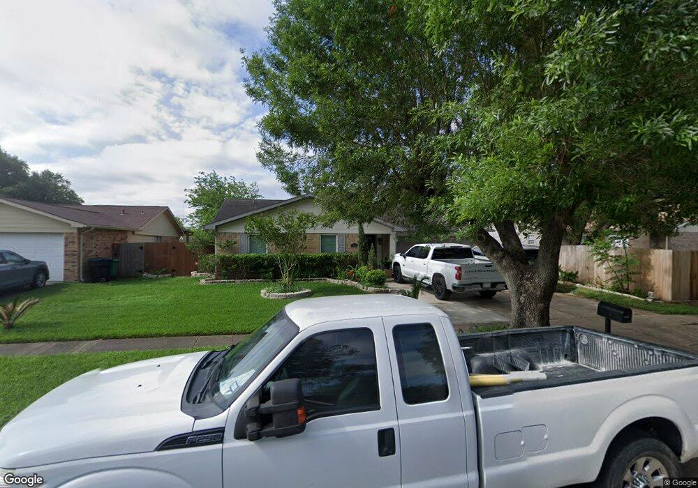 5623 Irish Hill Dr, Houston, TX 77053 - photo 1