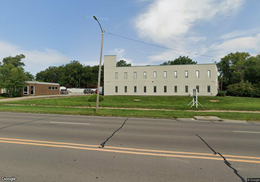 820 12th St, West Des Moines, IA 50265 - photo 1