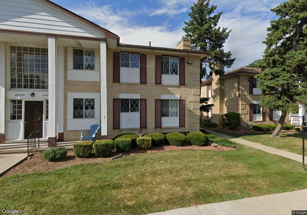 29257 Hayes Rd unit 77, Warren, MI 48088 - photo 1