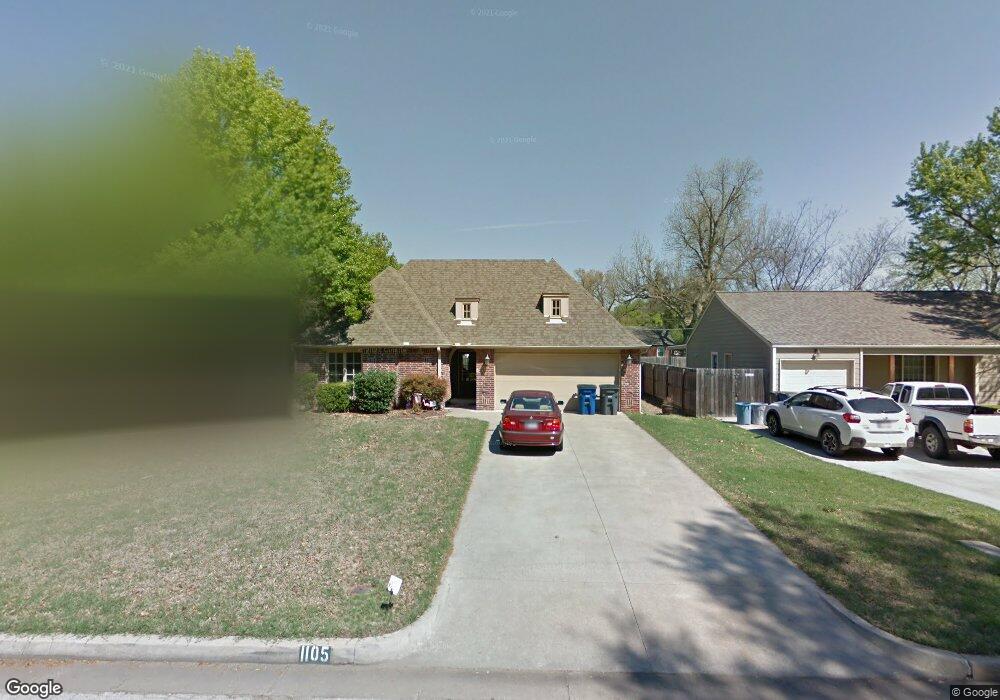 1105 E 34th St, Tulsa, OK 74105 - photo 1