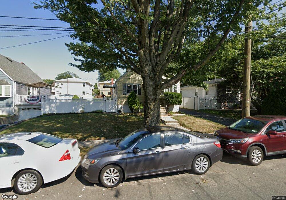 77 Mann Ave, Staten Island, NY 10314 - photo 1