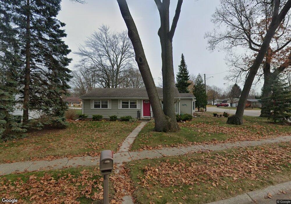 2504 Riverside Dr, Port Huron, MI 48060 - photo 1