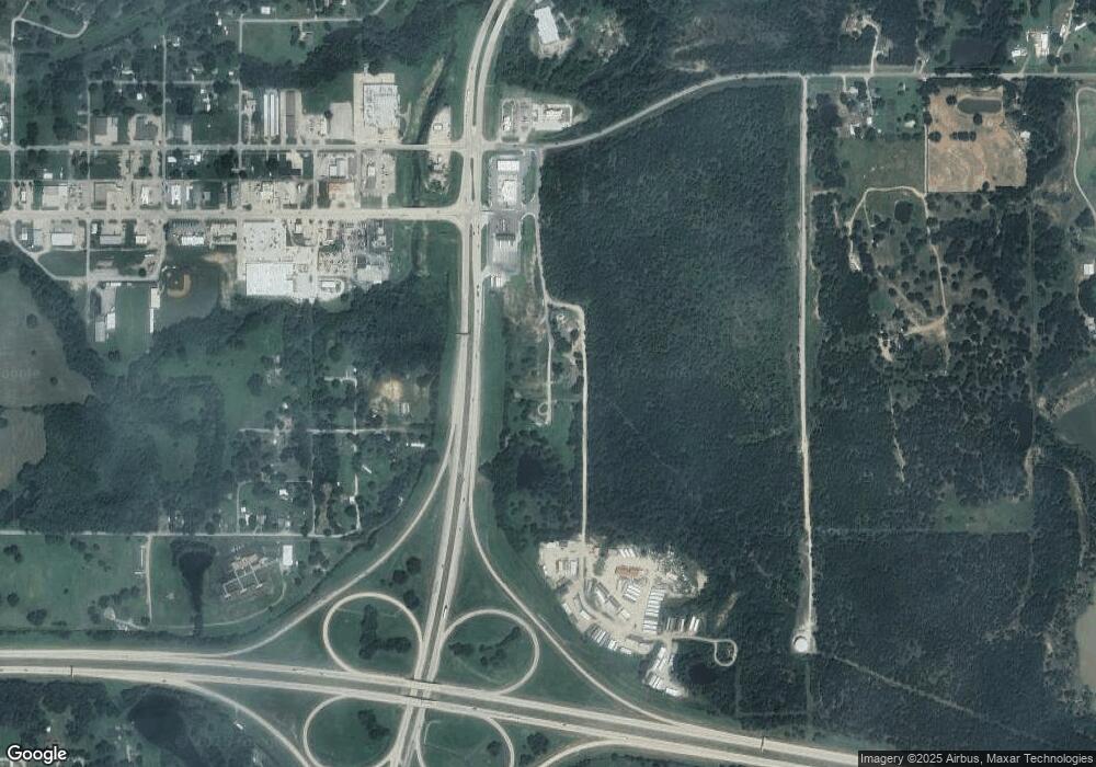 1 E Hill Dr, Henryetta, OK 74447 - photo 1