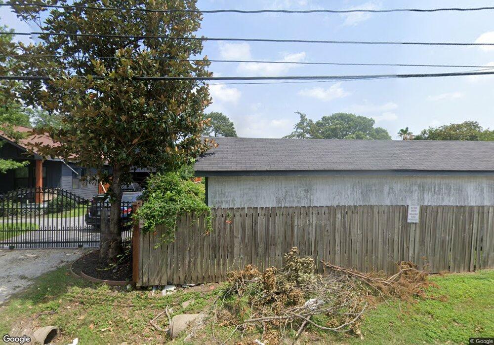 724 Oak St, Houston, TX 77018 - photo 1