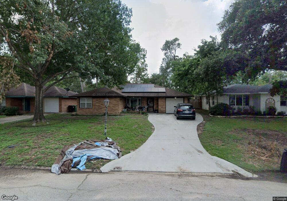 2319 Hialeah Dr, Houston, TX 77018 - photo 1