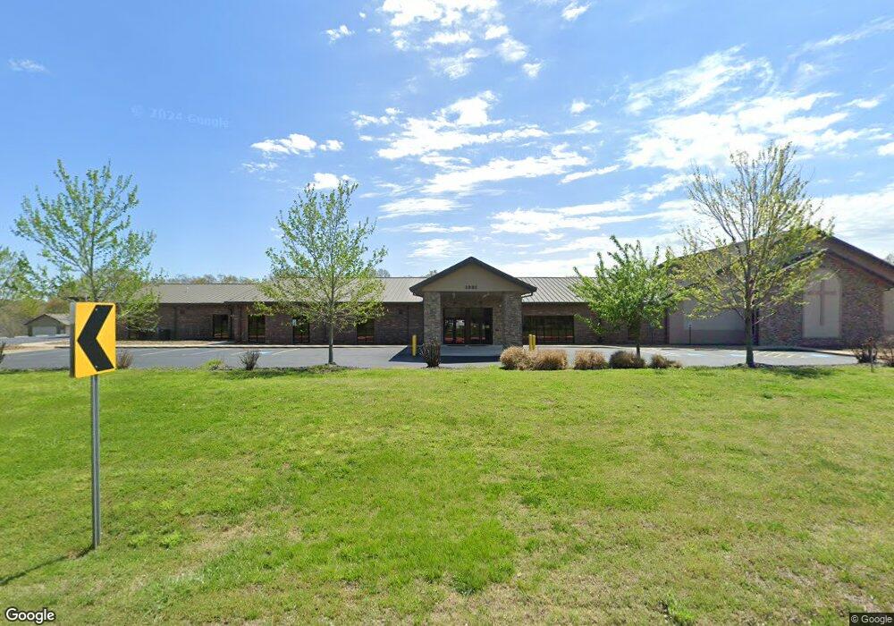 1591 Forest Hills Blvd, Bella Vista, AR 72715 - photo 1