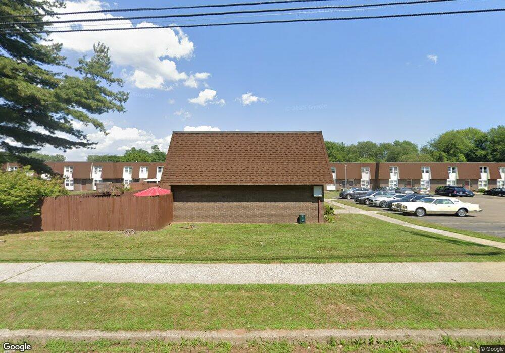 119 Kenneth St unit C, East Haven, CT 06512 - photo 1