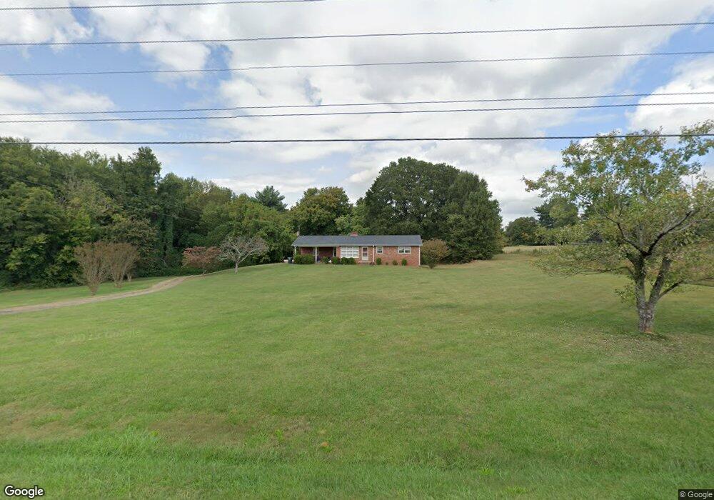 1013 Mocksville Hwy, Statesville, NC 28625 - photo 1