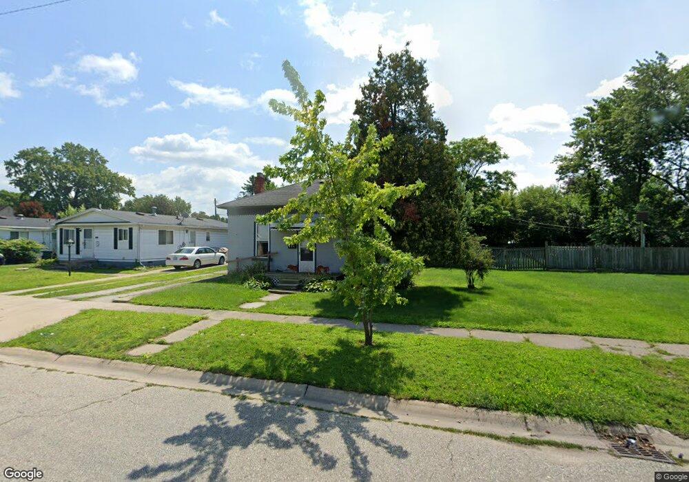 718 Division St, Port Huron, MI 48060 - photo 1