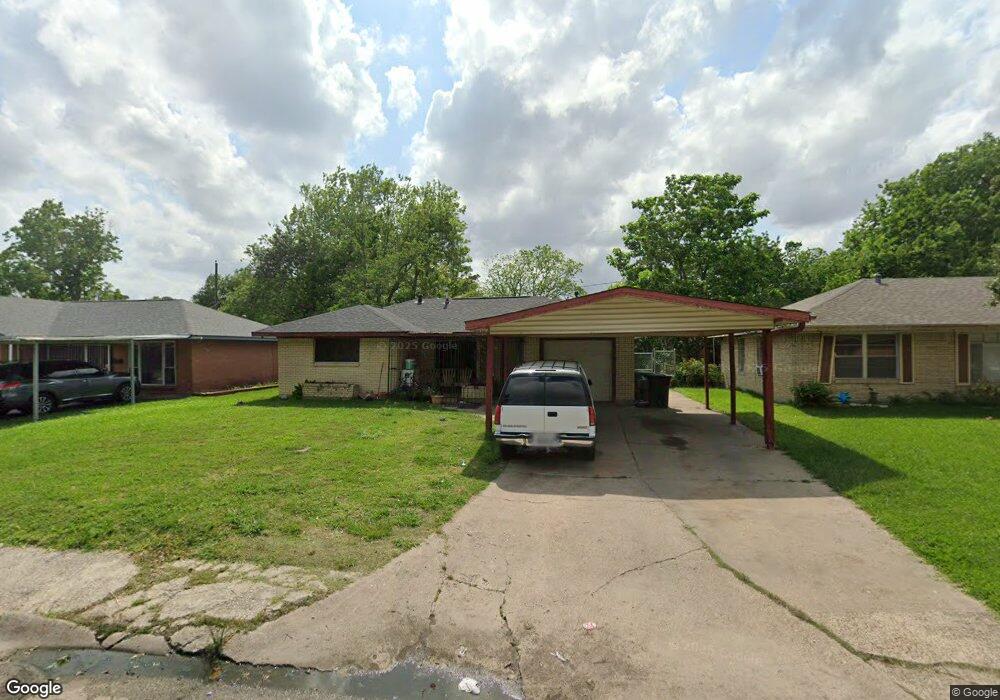 10133 Rockaway Dr, Houston, TX 77016 - photo 1