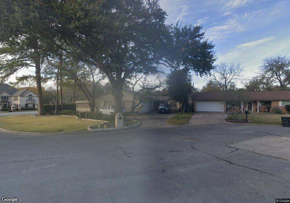 528 Brown Trail Ct, Hurst, TX 76053 - photo 1