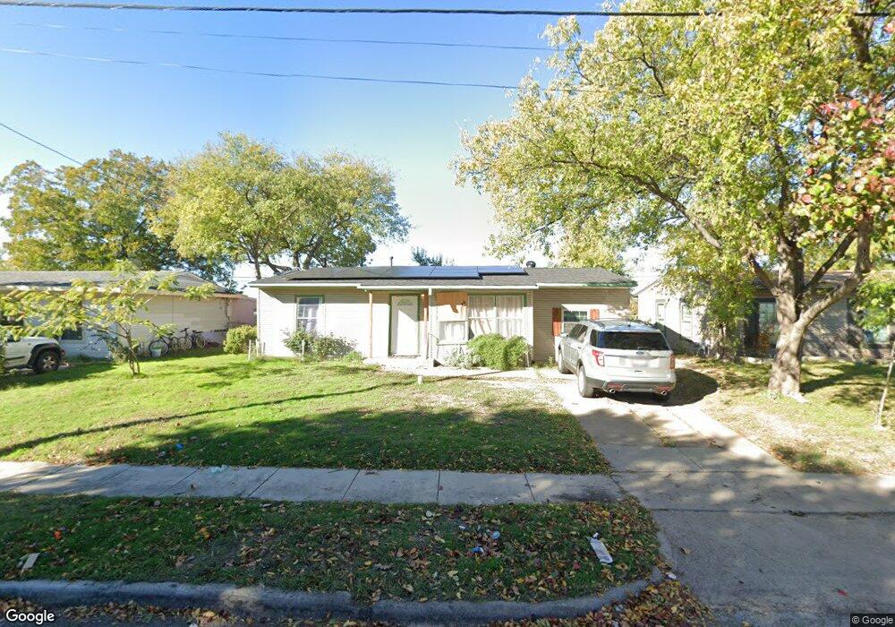 1110 Shawnee Trace, Grand Prairie, TX 75051 - photo 1