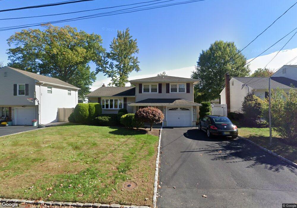 2116 Algonquin Dr, Scotch Plains, NJ 07076 - photo 1