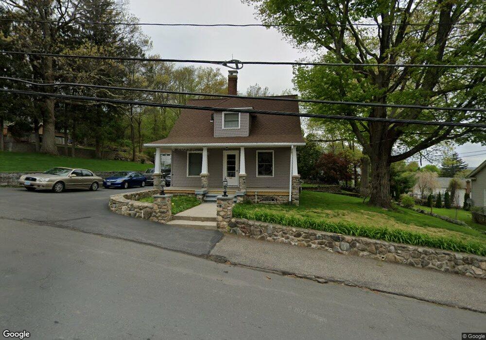 26 Peach Orchard Rd, Waterbury, CT 06706 - photo 1