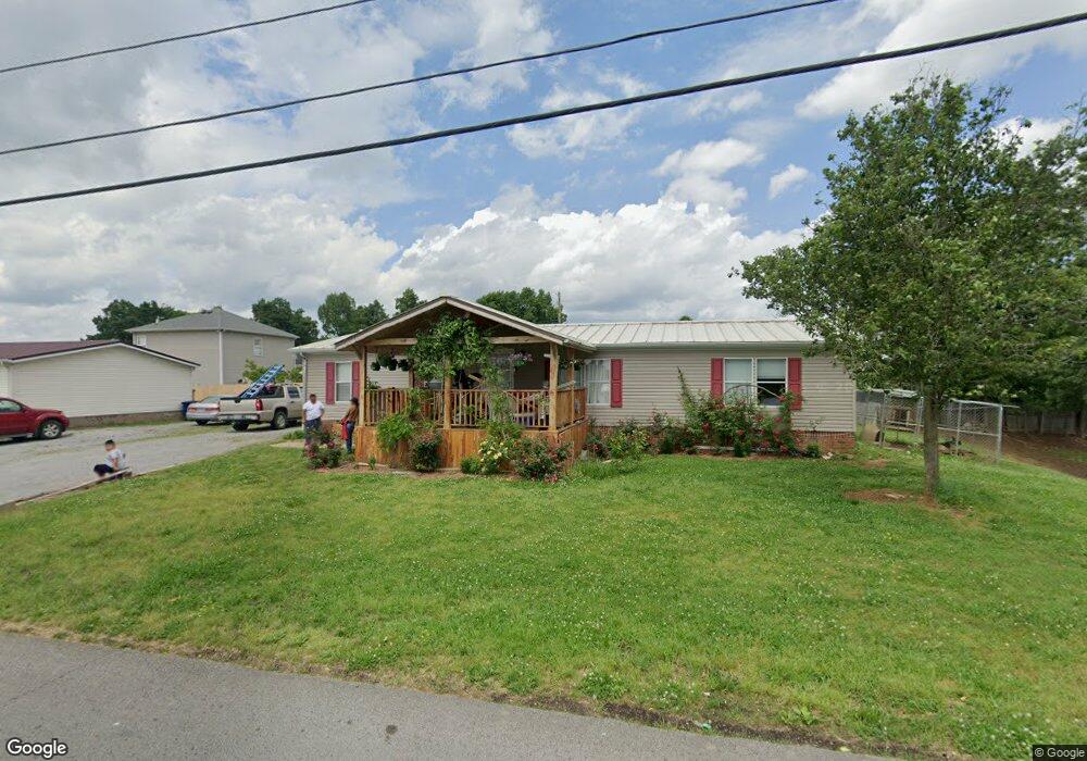 202 Quarry St, Shelbyville, TN 37160 - photo 1