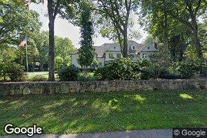 165 Weeburn Dr, New Canaan, CT 06840