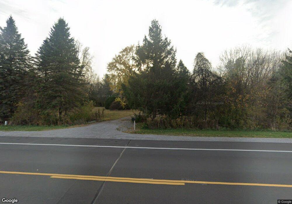 10864 Dixie Hwy, Birch Run, MI 48415 - photo 1