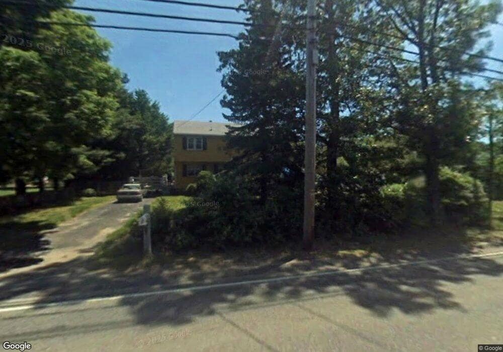 521 Whiting St, Hanover, MA 02339 - photo 1