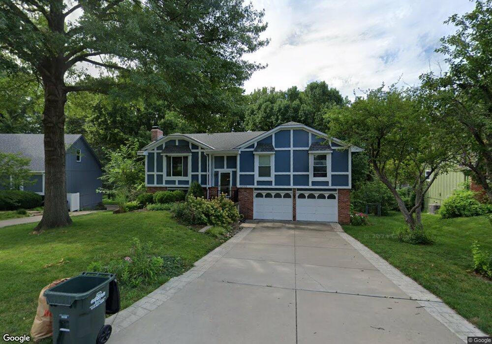 13713 W 70th St, Shawnee, KS 66216 - photo 1