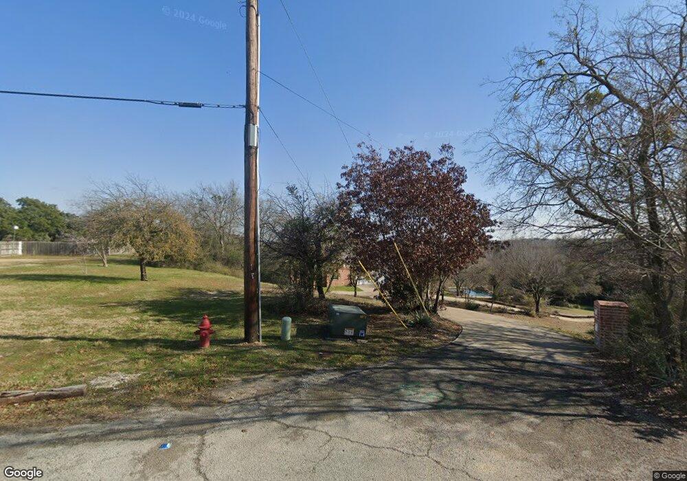 819 Jefferson St, Weatherford, TX 76086 - photo 1