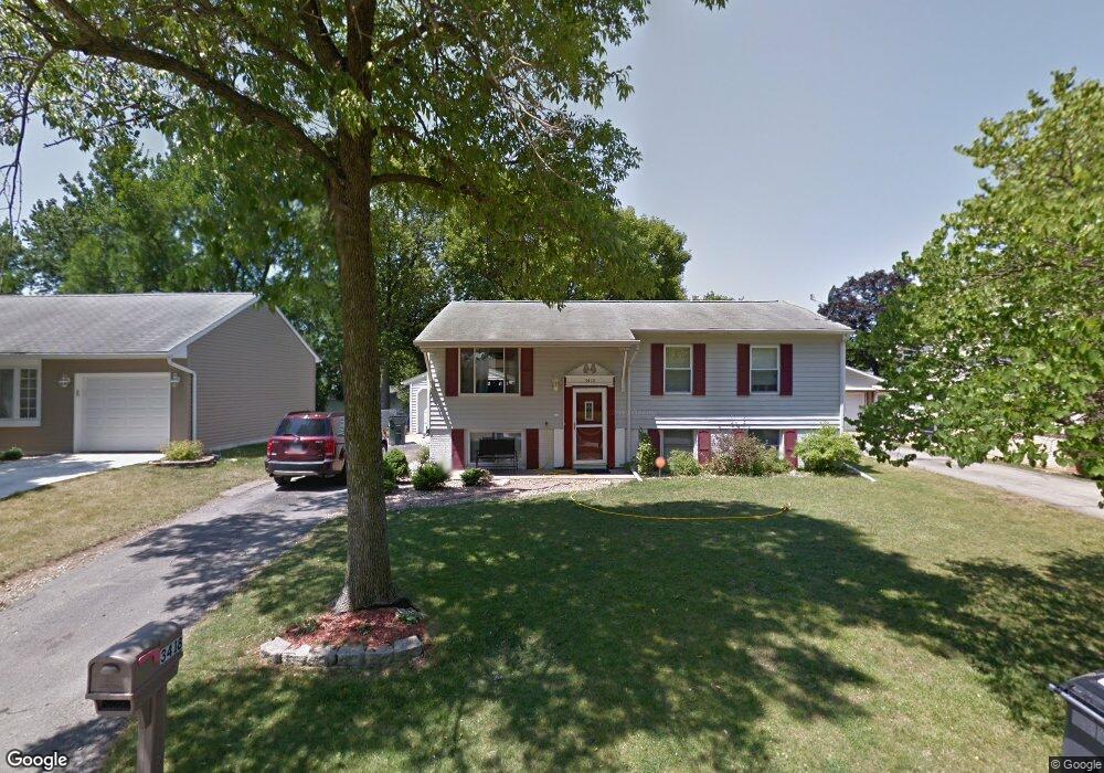 3418 Dunham Dr SW, Cedar Rapids, IA 52404 - photo 1