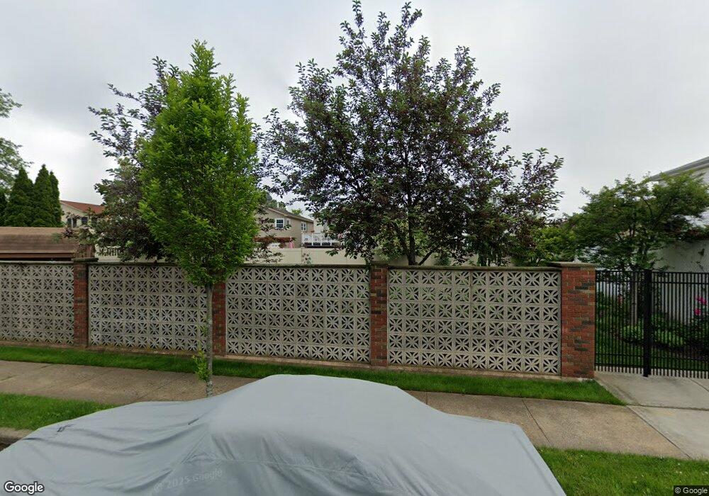 115 Jaffe St, Staten Island, NY 10314 - photo 1