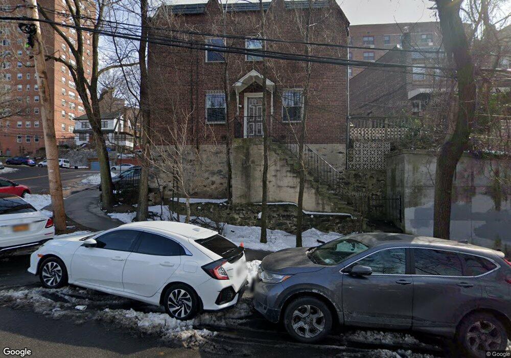 3810 Orloff Ave, Bronx, NY 10463 - photo 1