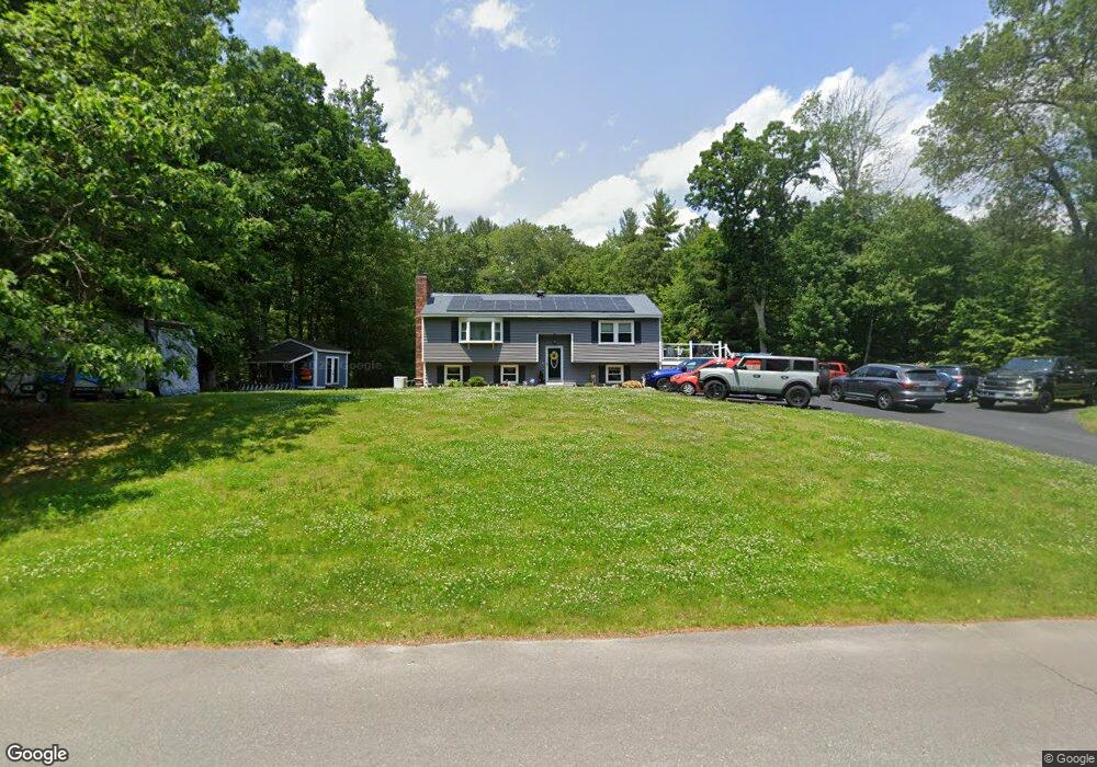 5 Robin Hood Dr, Londonderry, NH 03053 - photo 1