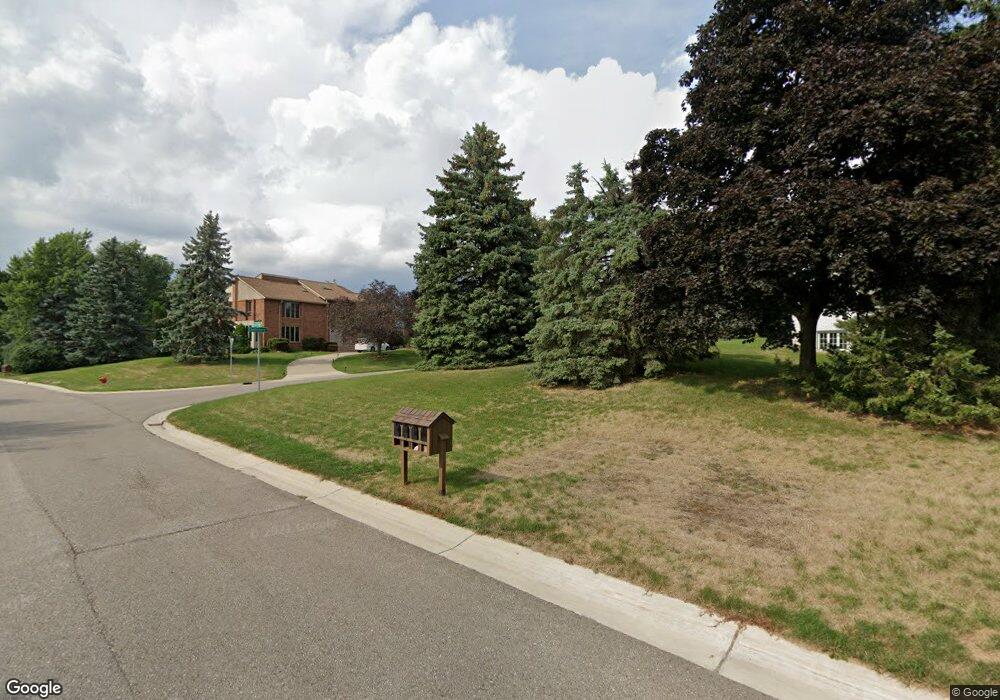 1863 Golf Ridge Dr unit 1, Bloomfield Hills, MI 48302 - photo 1