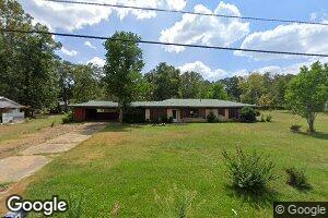 627 E 2nd Ave, Morton, MS 39117
