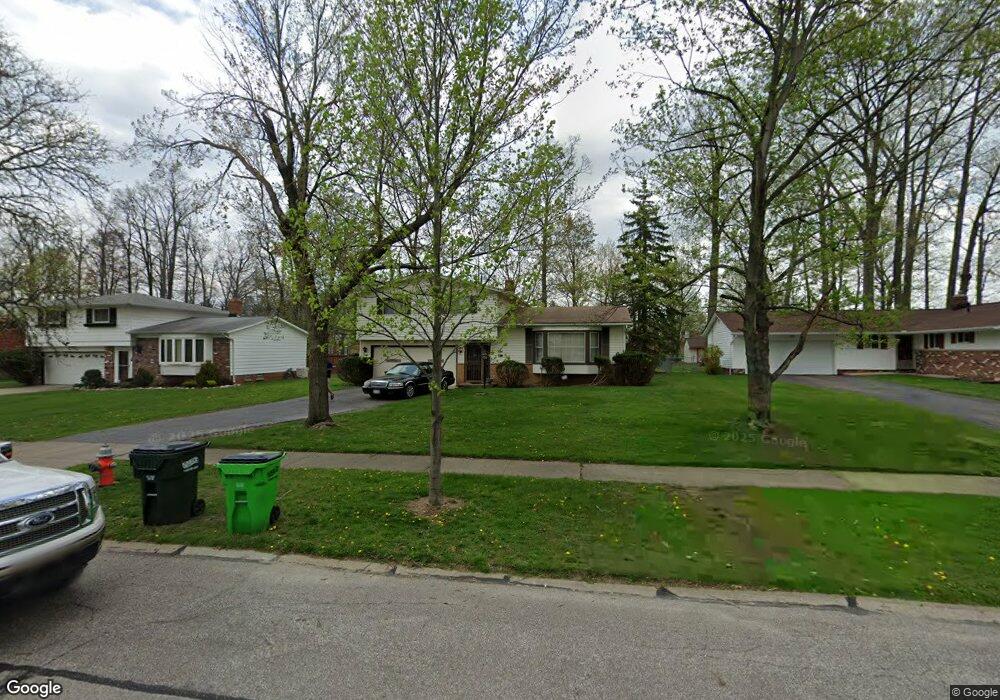 5395 Holly Rd, Bedford, OH 44146 - photo 1