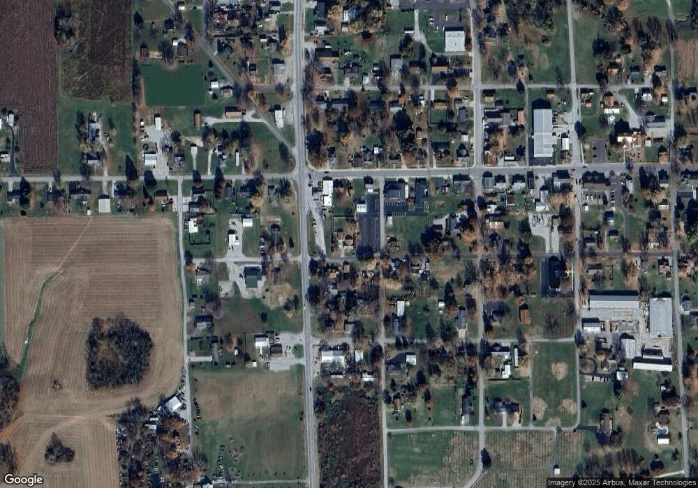 109 E 3rd St, New Washington, IN 47162 - photo 1