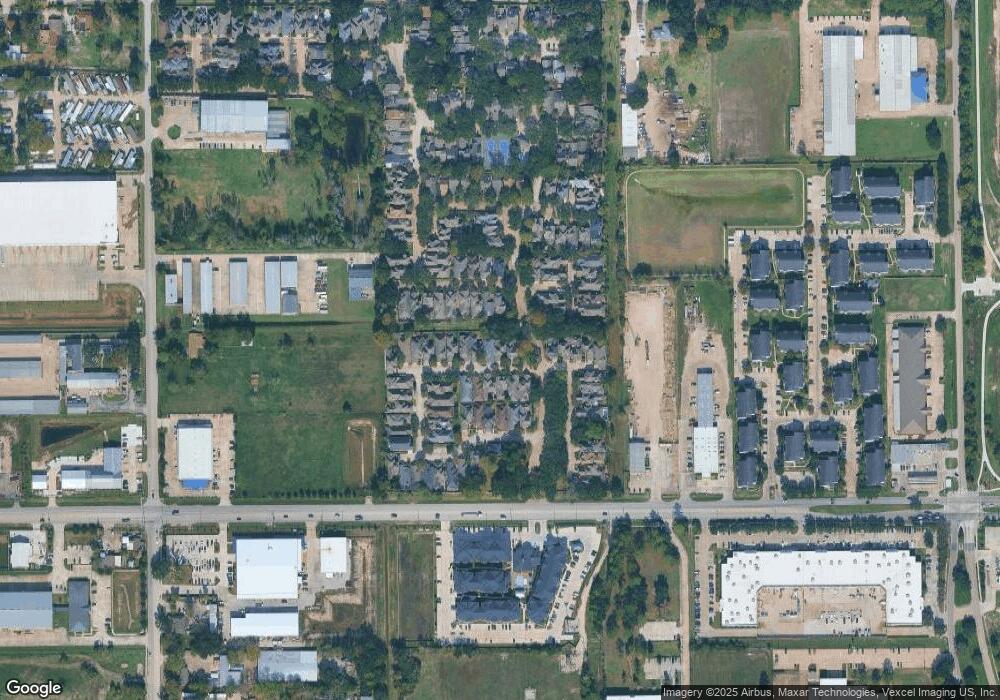 8010 Oakwood Hollow St, Houston, TX 77040 - photo 1