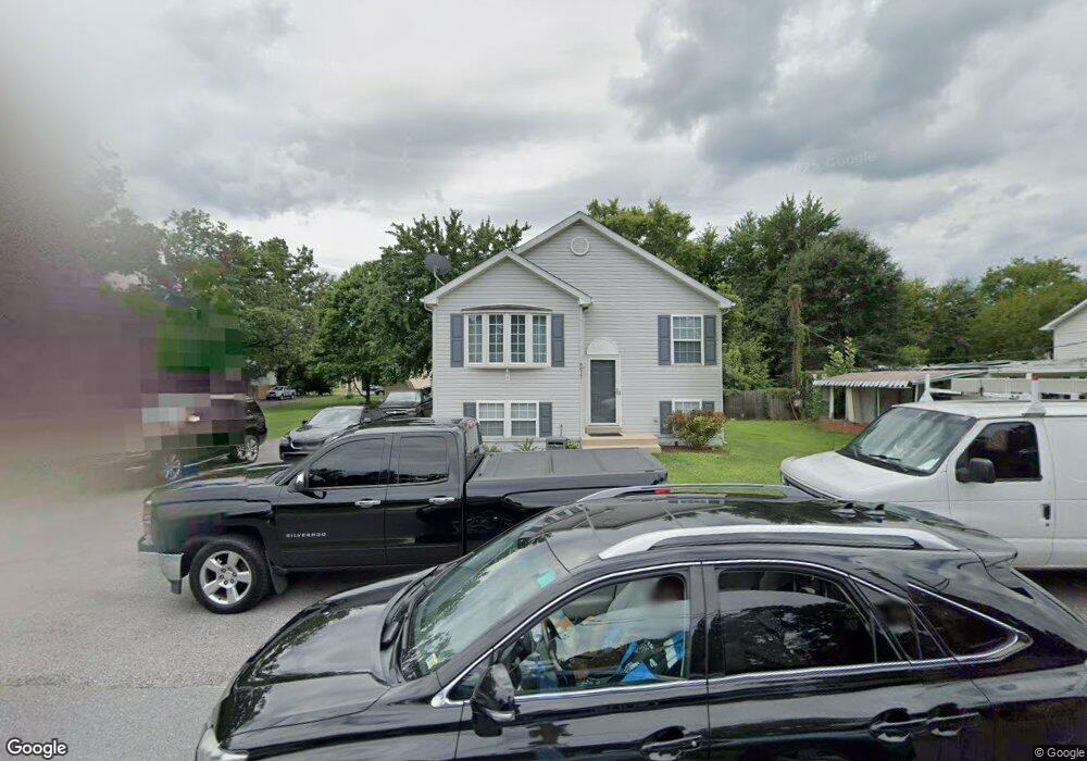 8617 Locust Grove Dr, Laurel, MD 20707 - photo 1