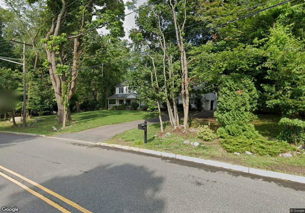 835 Mountain Ave, Wyckoff, NJ 07481 - photo 1