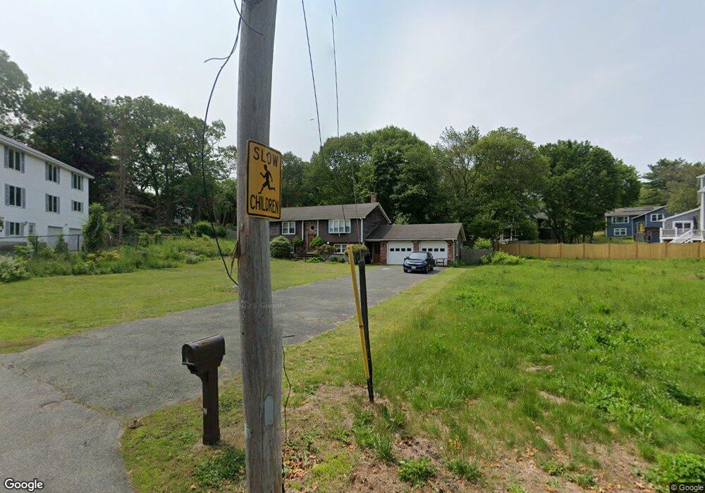 11 Elwin St, Swampscott, MA 01907 - photo 1