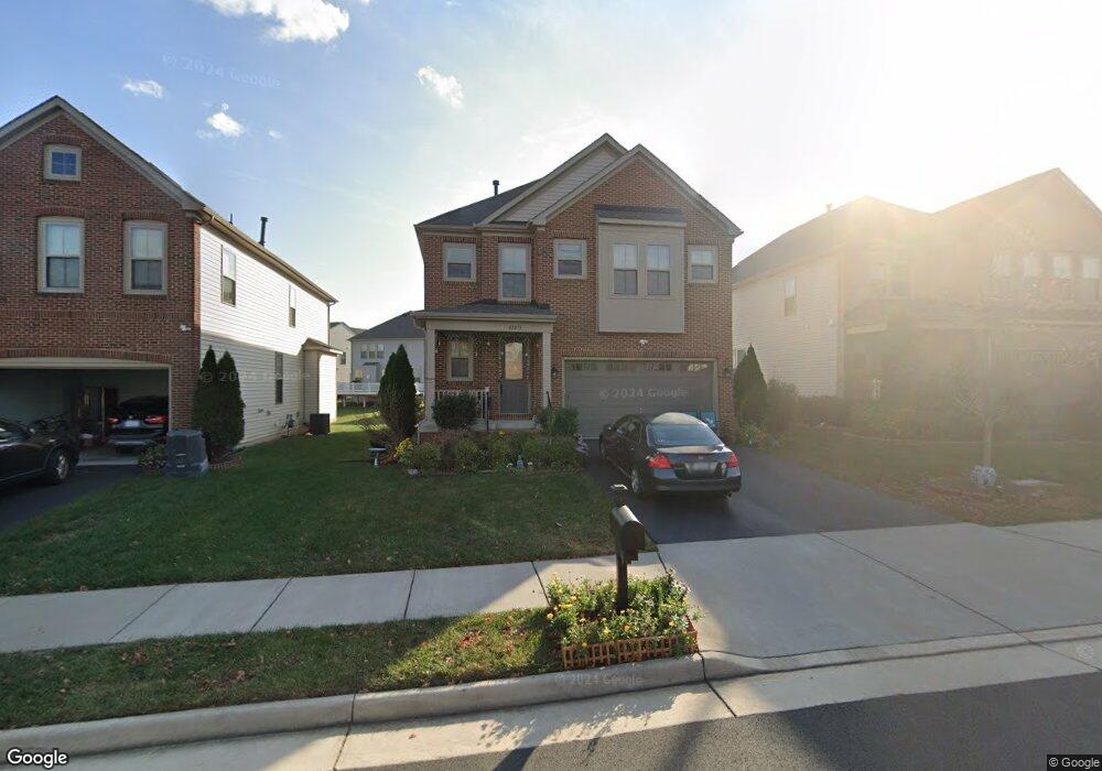 42413 Leeds Field Dr, Chantilly, VA 20152 - photo 1